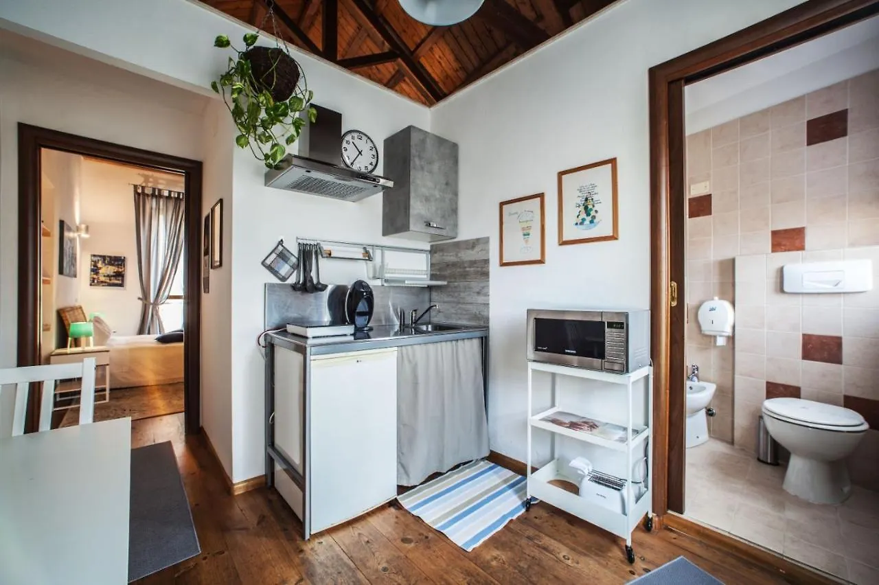 Studio Apartments Centro Storico Via Manno Cagliari