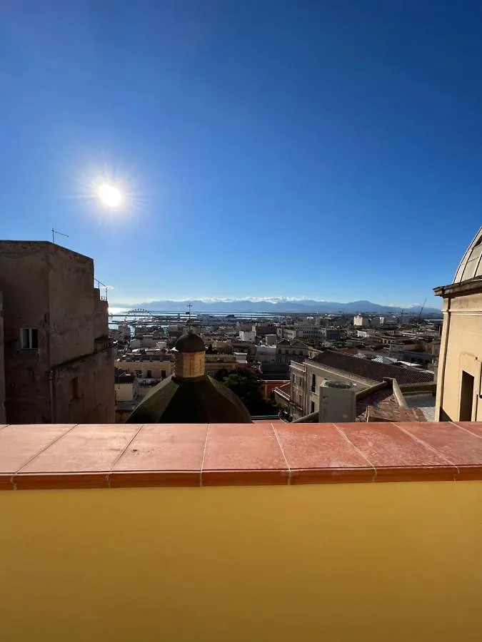 Studio Apartments Centro Storico Via Manno Κάλιαρι