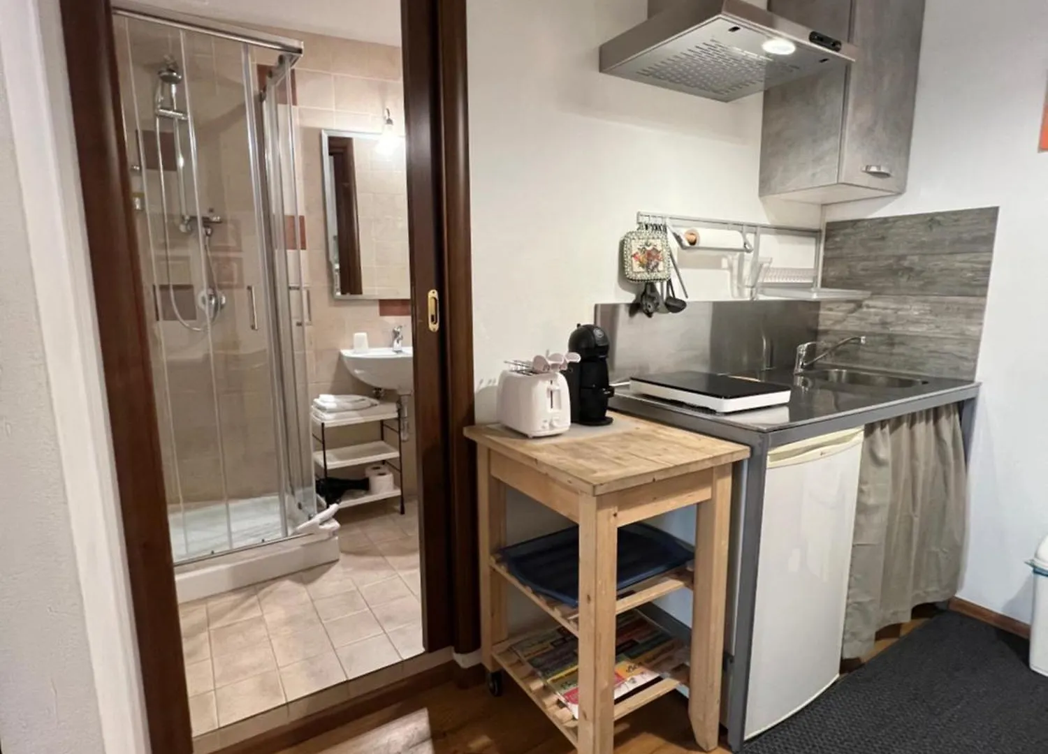 Studio Apartments Centro Storico Via Manno Cagliari Italia