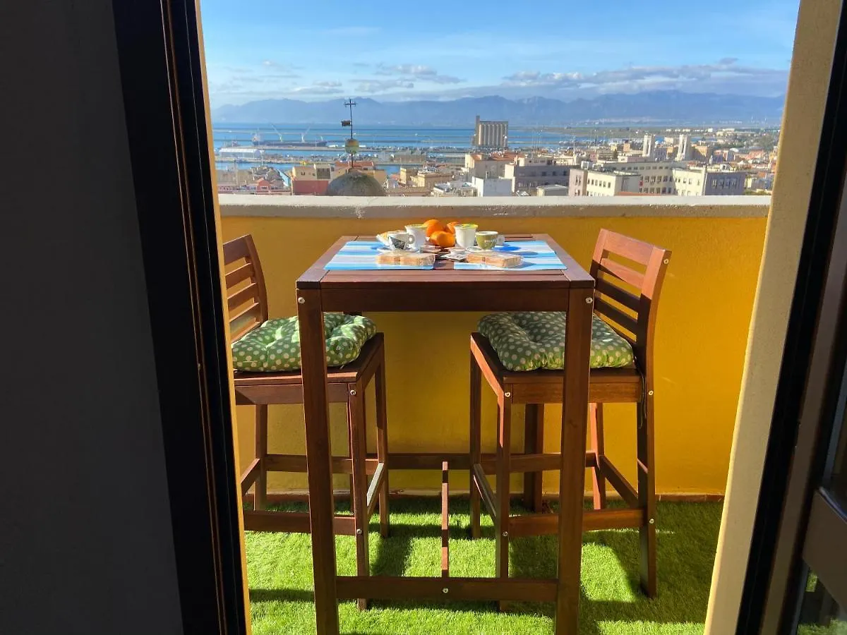 Studio Apartments Centro Storico Via Manno Cagliari