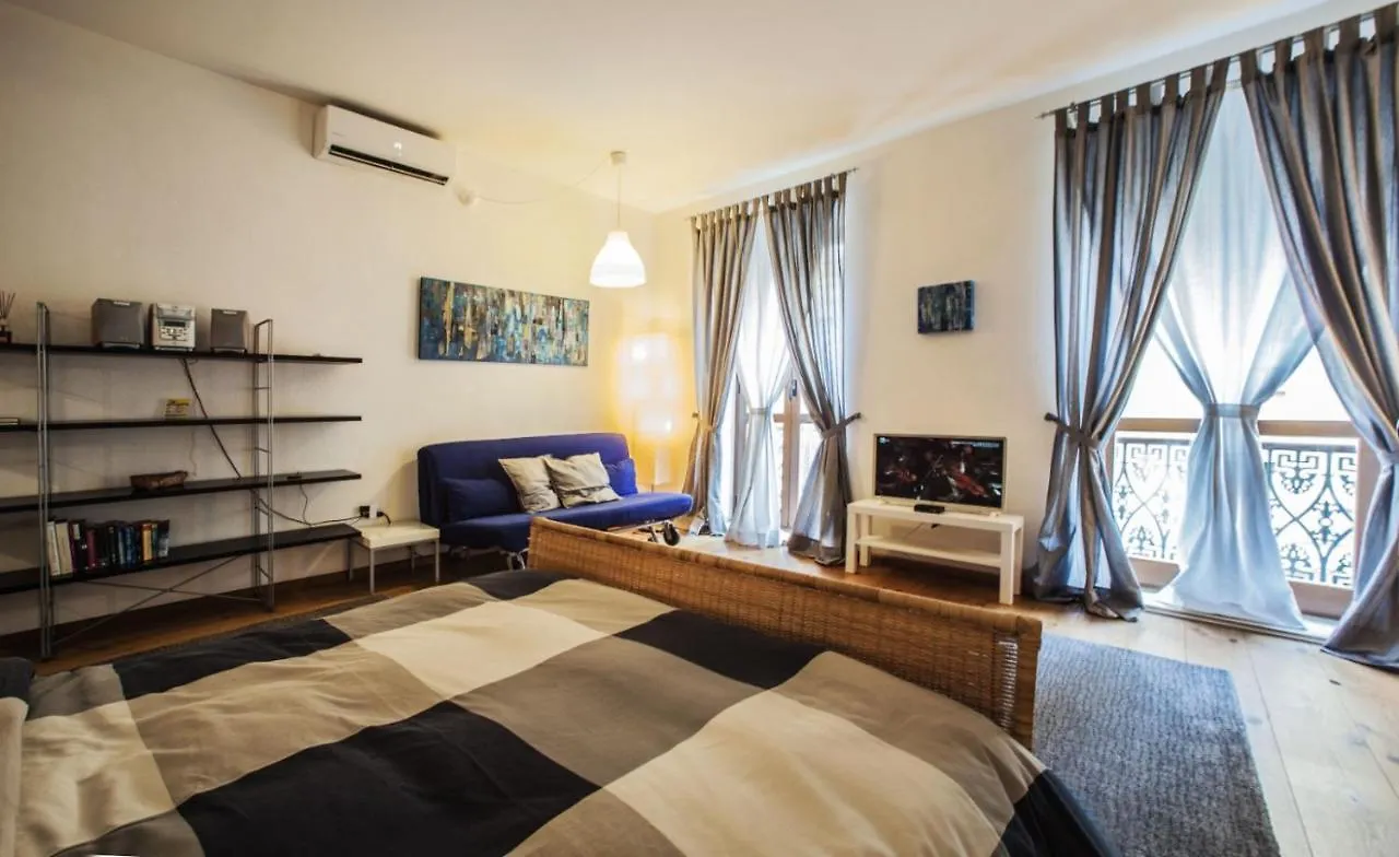 Studio Apartments Centro Storico Via Manno Cagliari 0*,  Italia