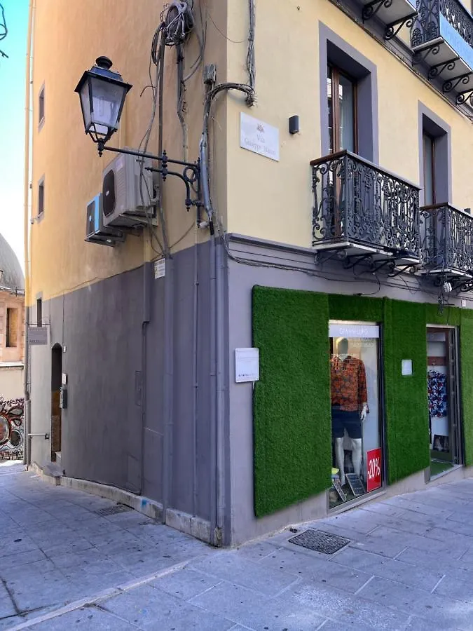 Studio Apartments Centro Storico Via Manno Cagliari Italien